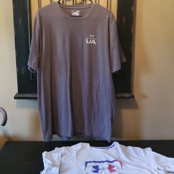Under Armour Other - Mens Lot of 2 Under Armour Short Sleeve Tees XL